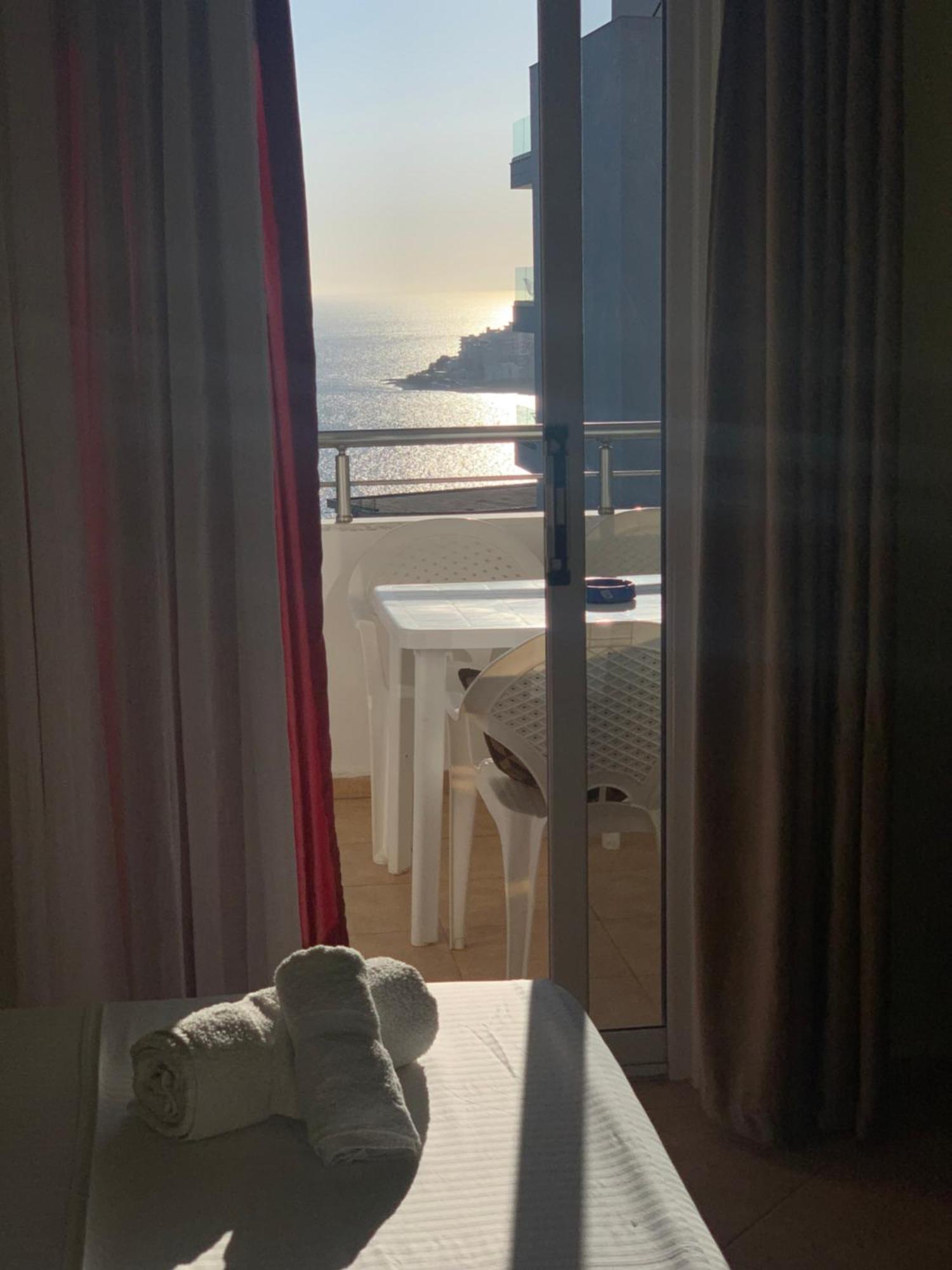 Guest - Sea Breeze Apartments Saranda Dış mekan fotoğraf
